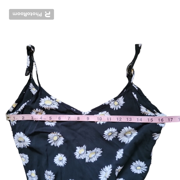 Volcom Daisy Covered Strappy Jumpsuit  - S - Picture 8 of 13